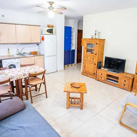 Lindo Piso A 5 Min Del Aeropuerto Tenerife Sur Tfs Apartment *